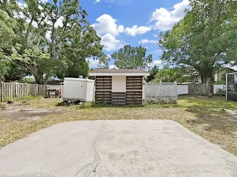 7608 Barry Road Tampa FL 33615