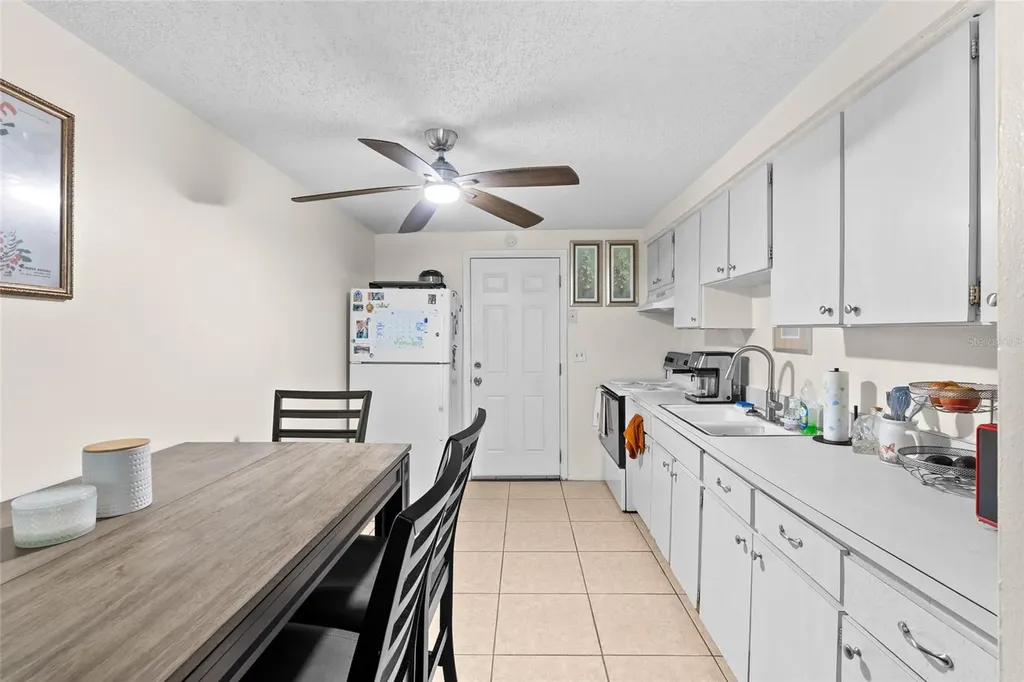 8040 47th Avenue N St Petersburg FL 33709
