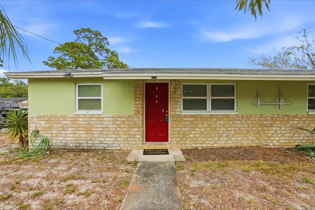 8040 47th Avenue N St Petersburg FL 33709