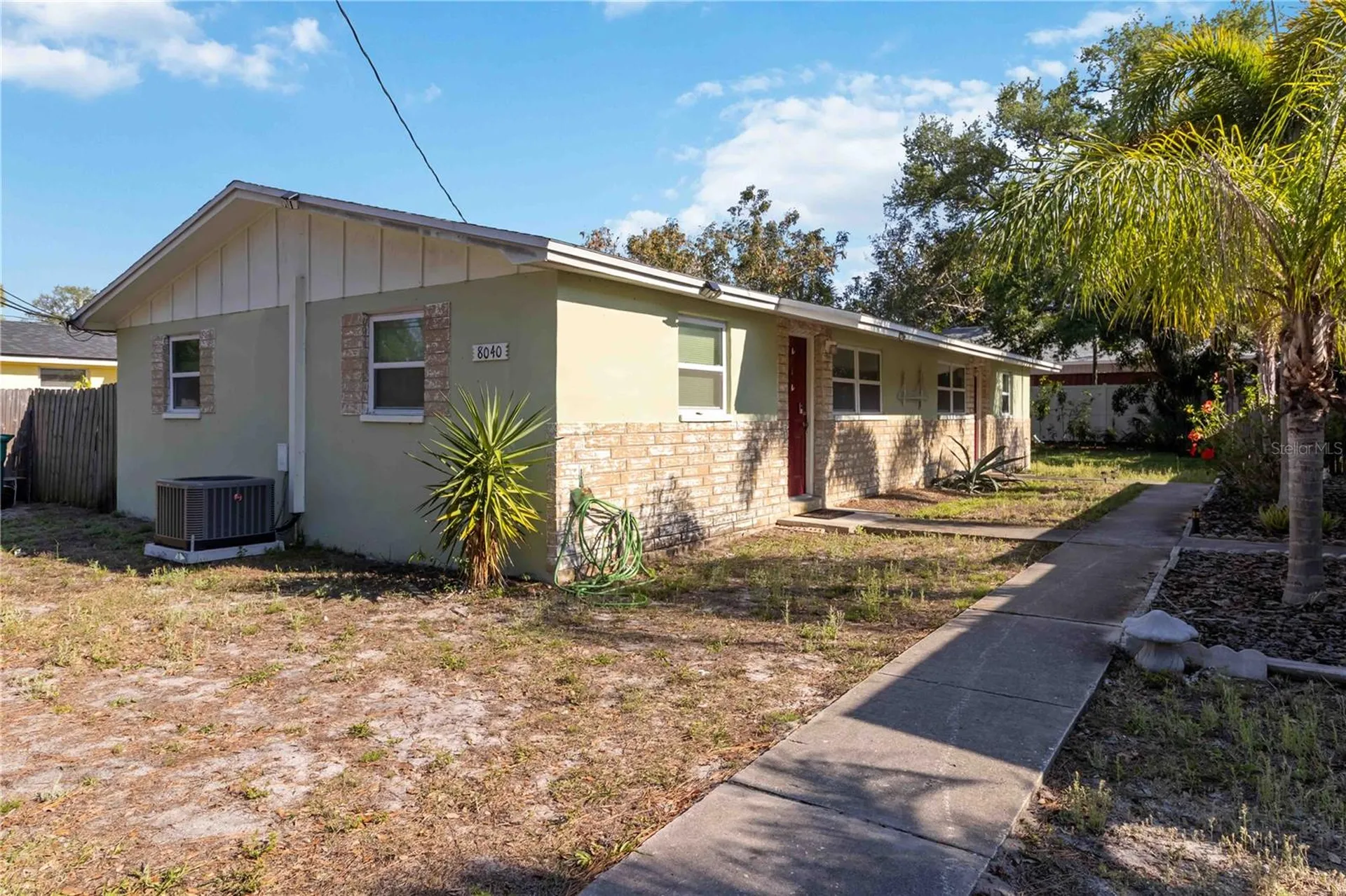 8040 47th Avenue N St Petersburg FL 33709
