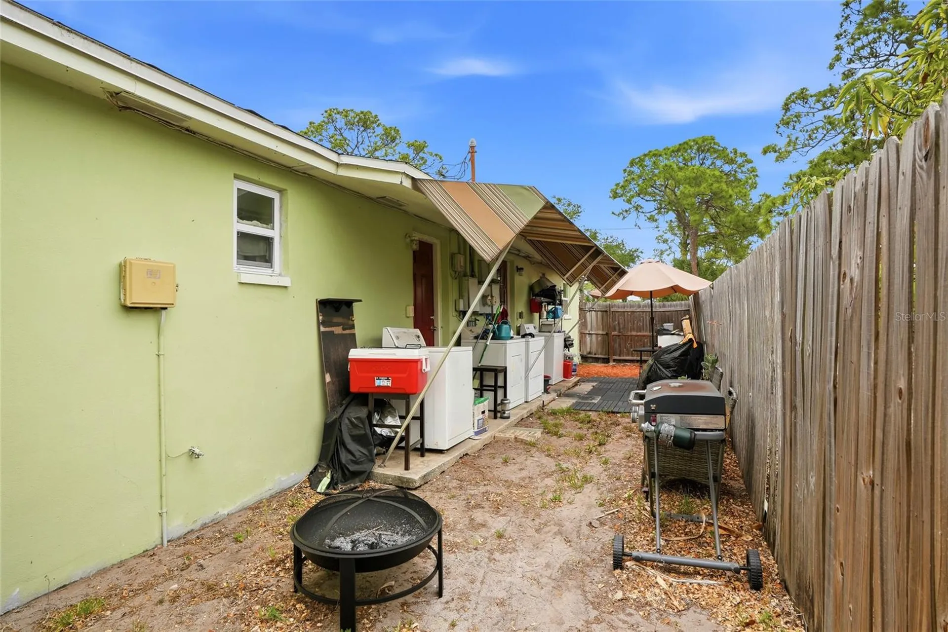 8040 47th Avenue N St Petersburg FL 33709