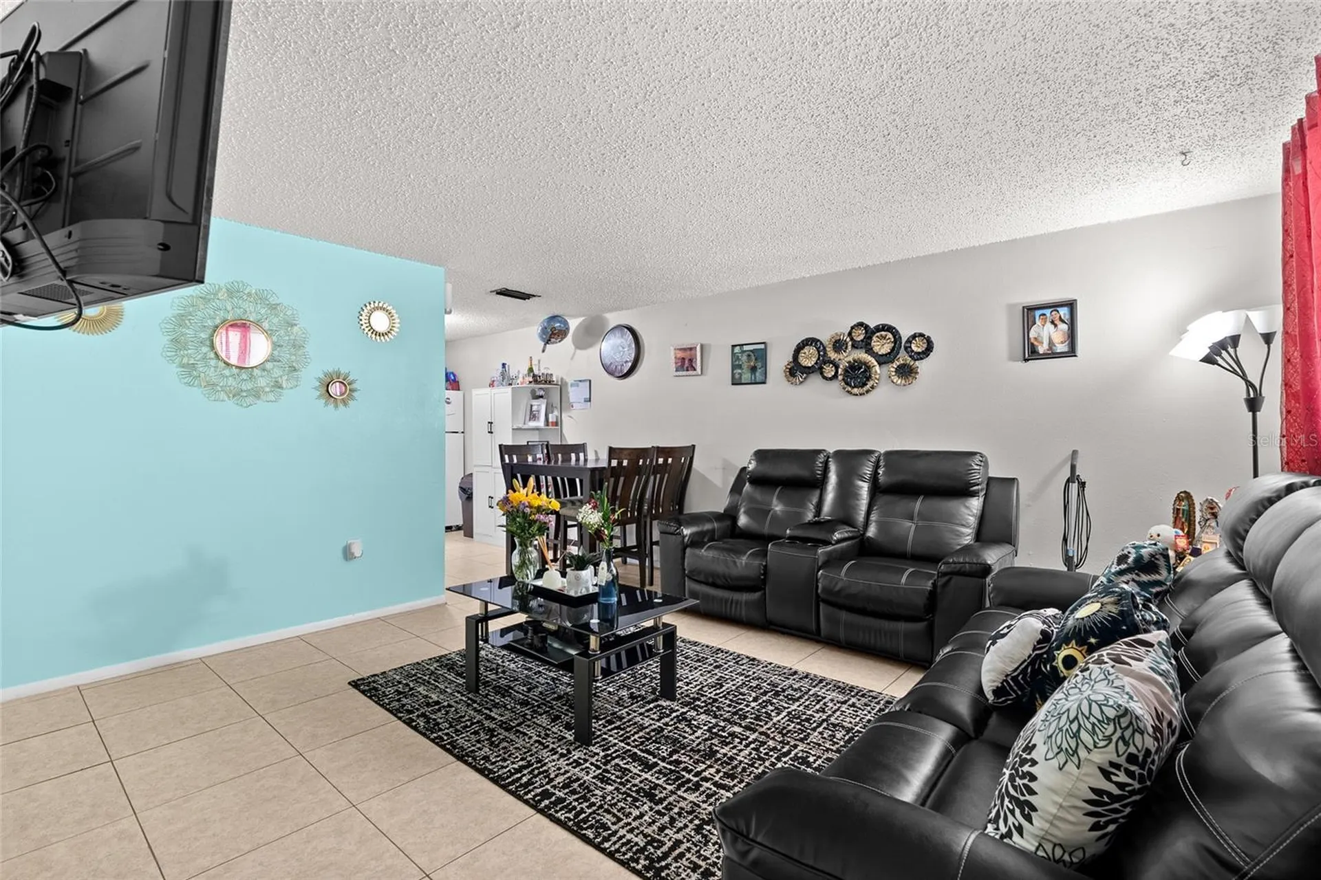 8040 47th Avenue N St Petersburg FL 33709