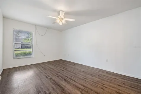 4208 Winding Moss Trail Tampa FL 33613