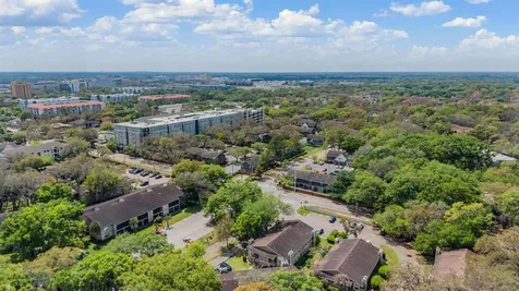 4208 Winding Moss Trail Tampa FL 33613