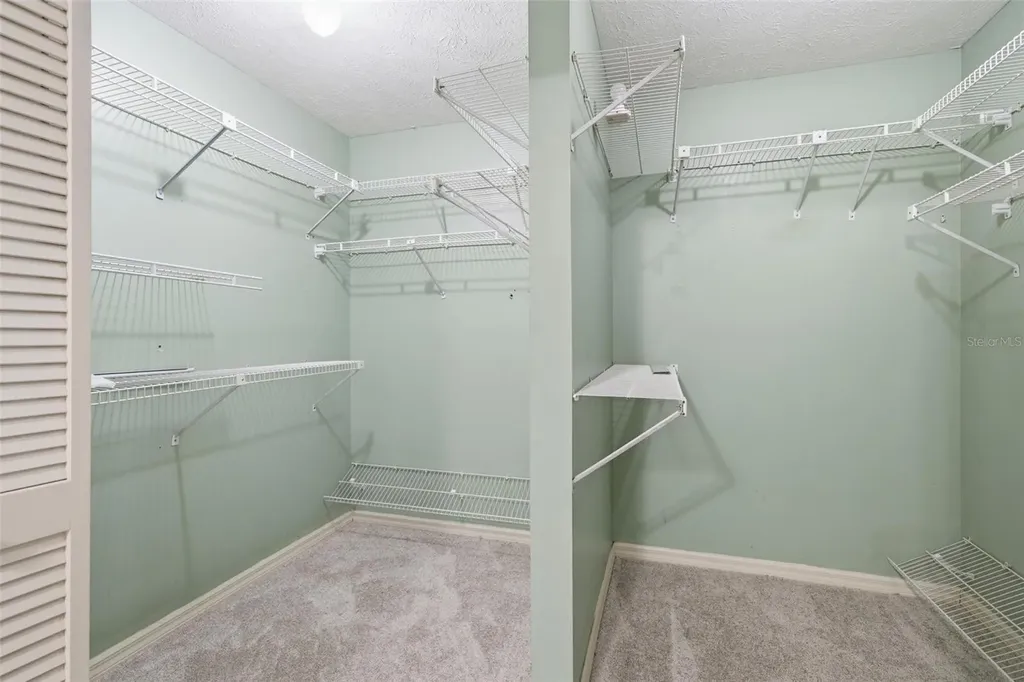 6068 W Douneray Loop Crystal River FL 34429