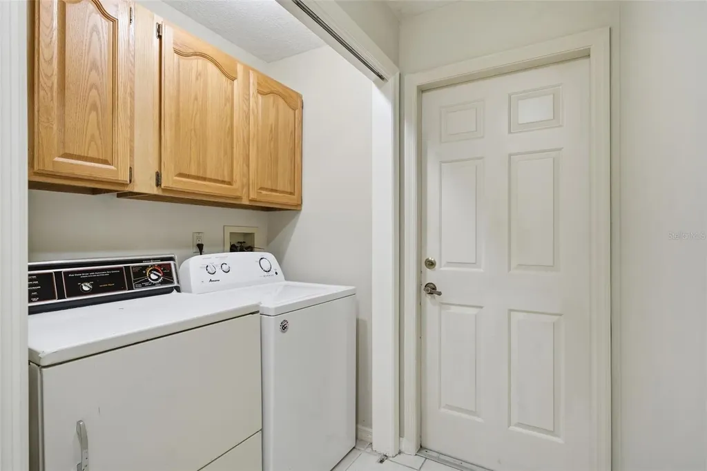 6068 W Douneray Loop Crystal River FL 34429