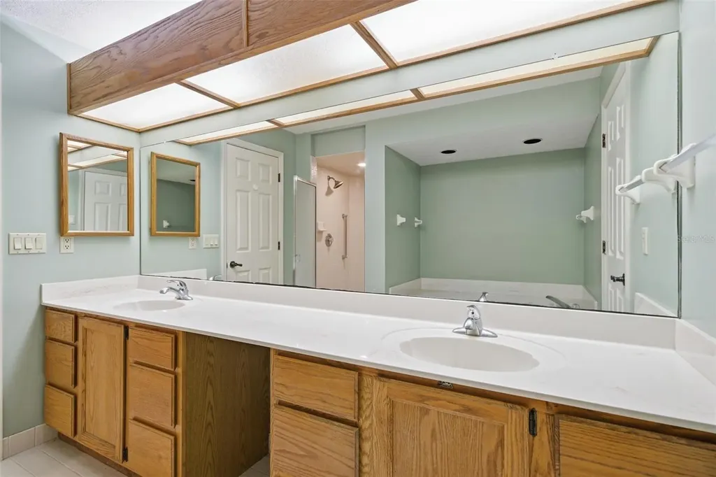 6068 W Douneray Loop Crystal River FL 34429