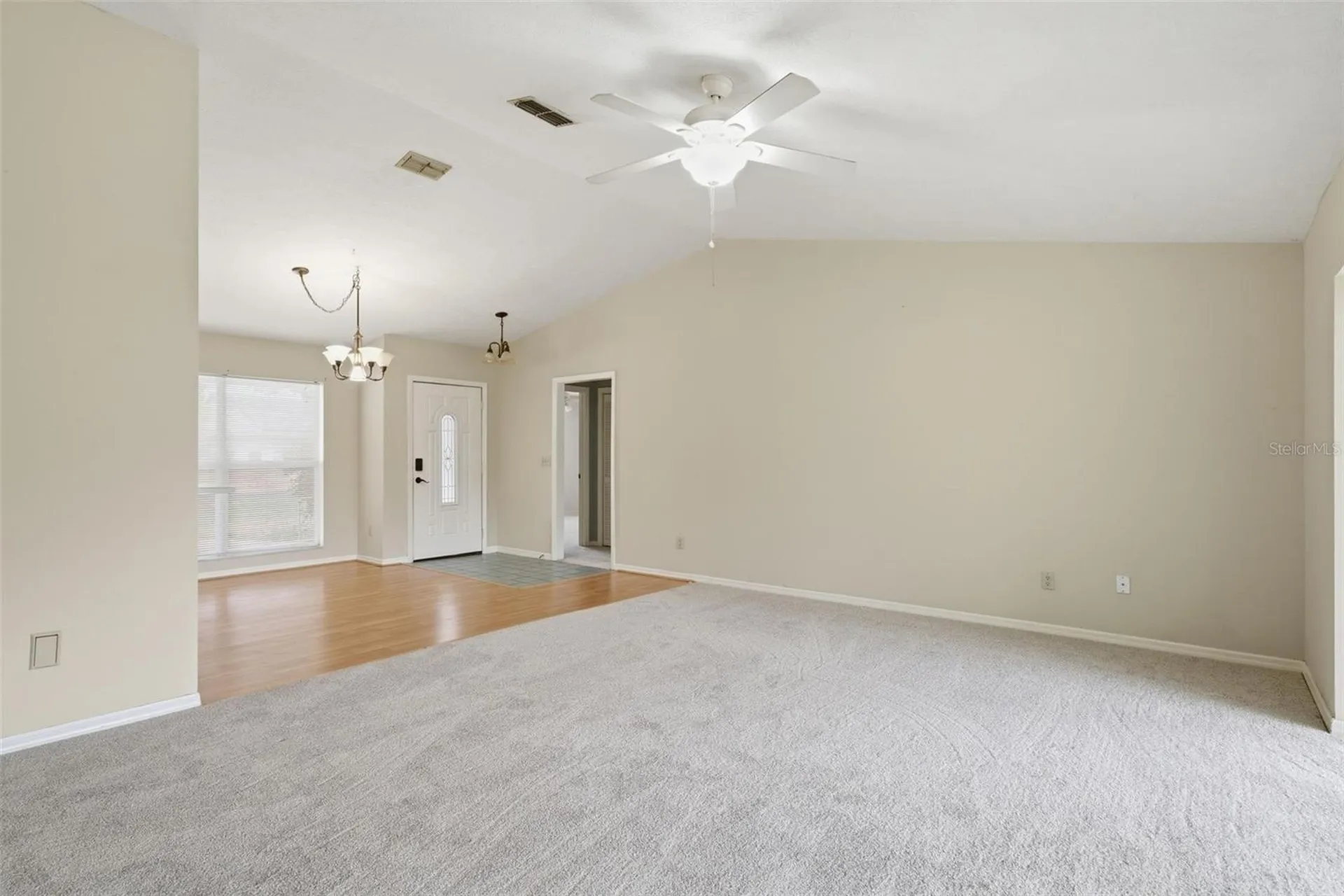 6068 W Douneray Loop Crystal River FL 34429