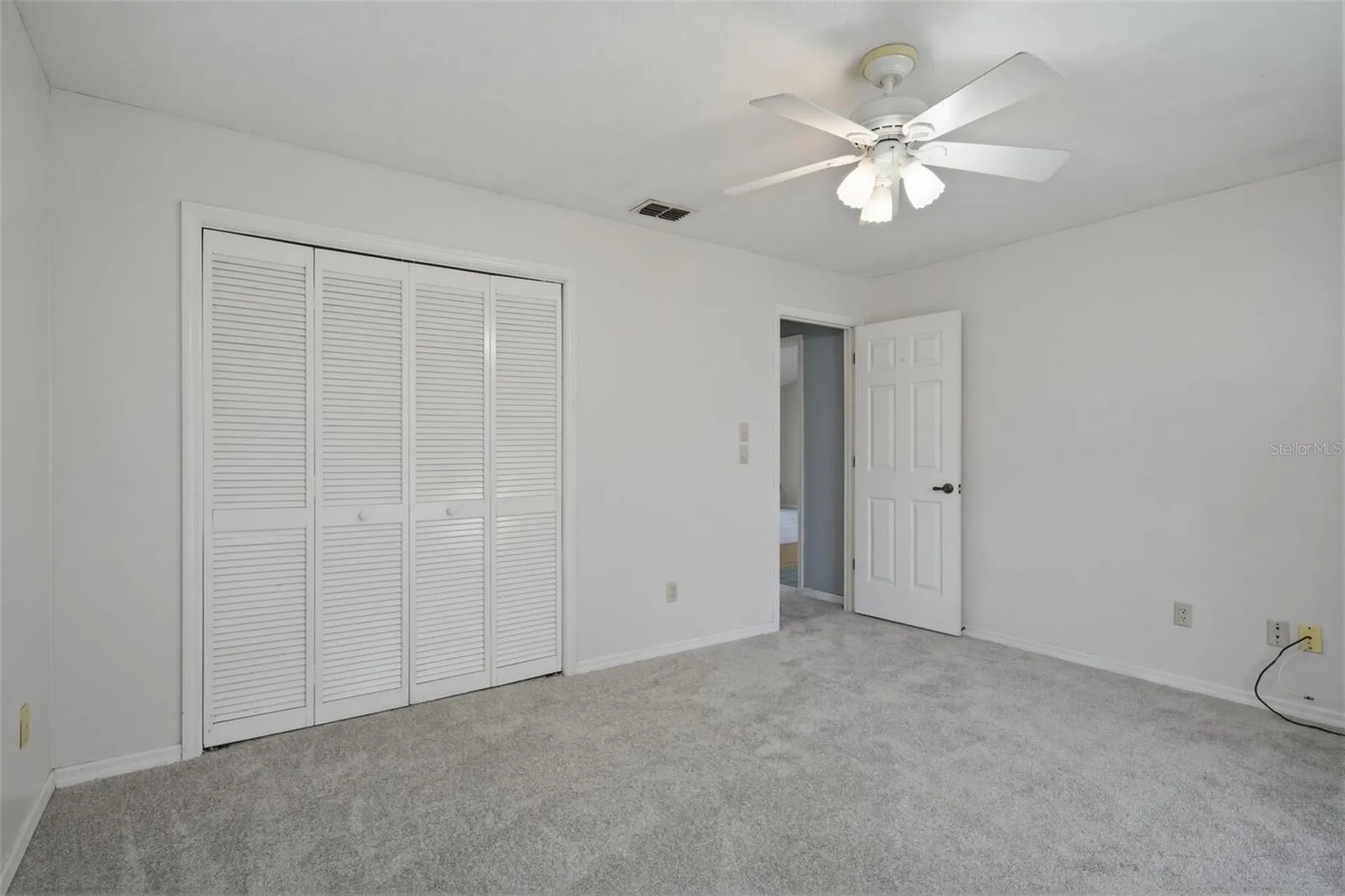 6068 W Douneray Loop Crystal River FL 34429