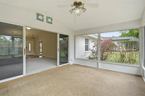 6068 W Douneray Loop Crystal River FL 34429