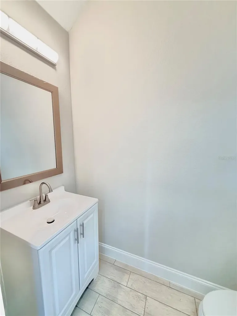 741 S Lee Avenue Orlando FL 32805