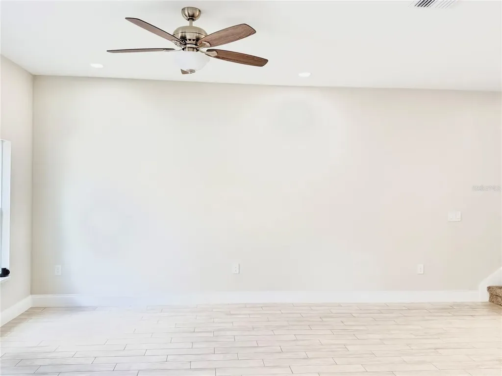 741 S Lee Avenue Orlando FL 32805
