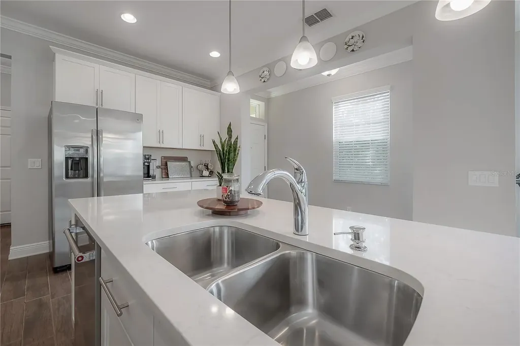 9102 Carolina Wren Drive Tampa FL 33626