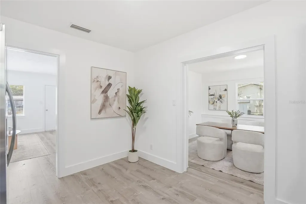7125 5th Avenue N St Petersburg FL 33710