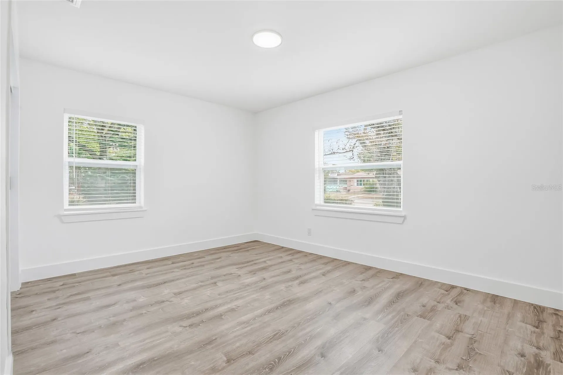 7125 5th Avenue N St Petersburg FL 33710