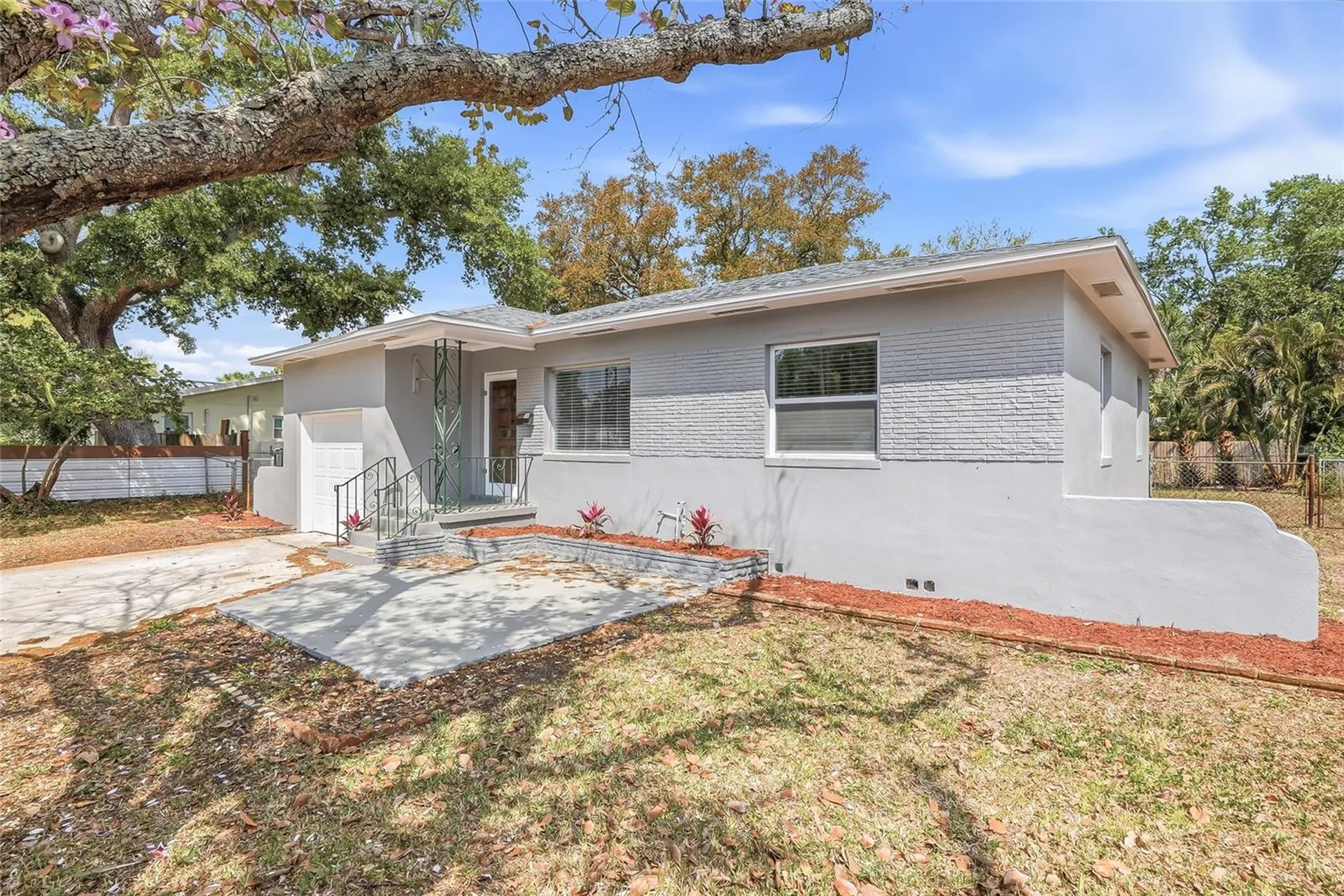7125 5th Avenue N St Petersburg FL 33710