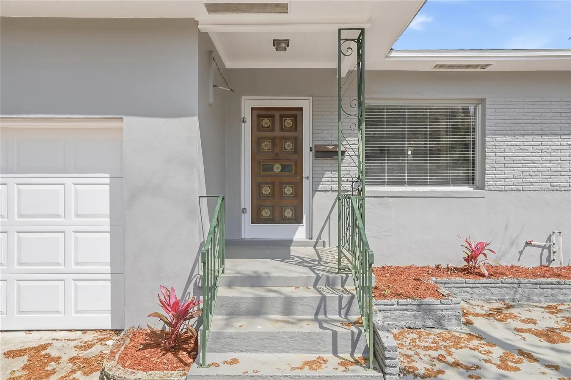 7125 5th Avenue N St Petersburg FL 33710
