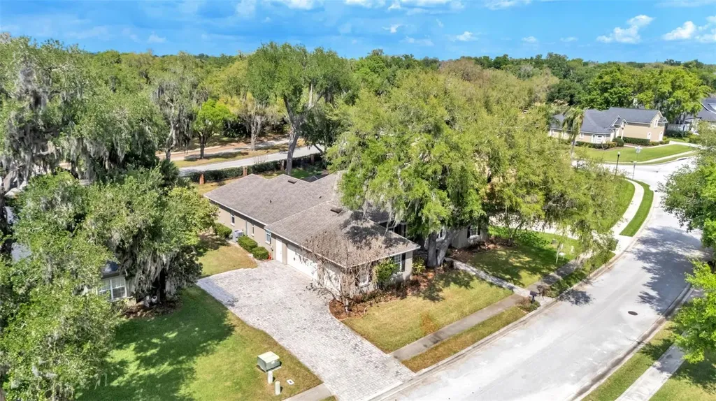 6883 Lacy Drive Lakeland FL 33813
