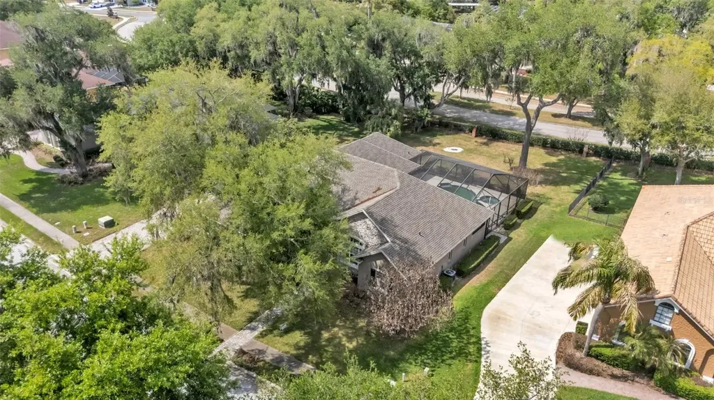 6883 Lacy Drive Lakeland FL 33813