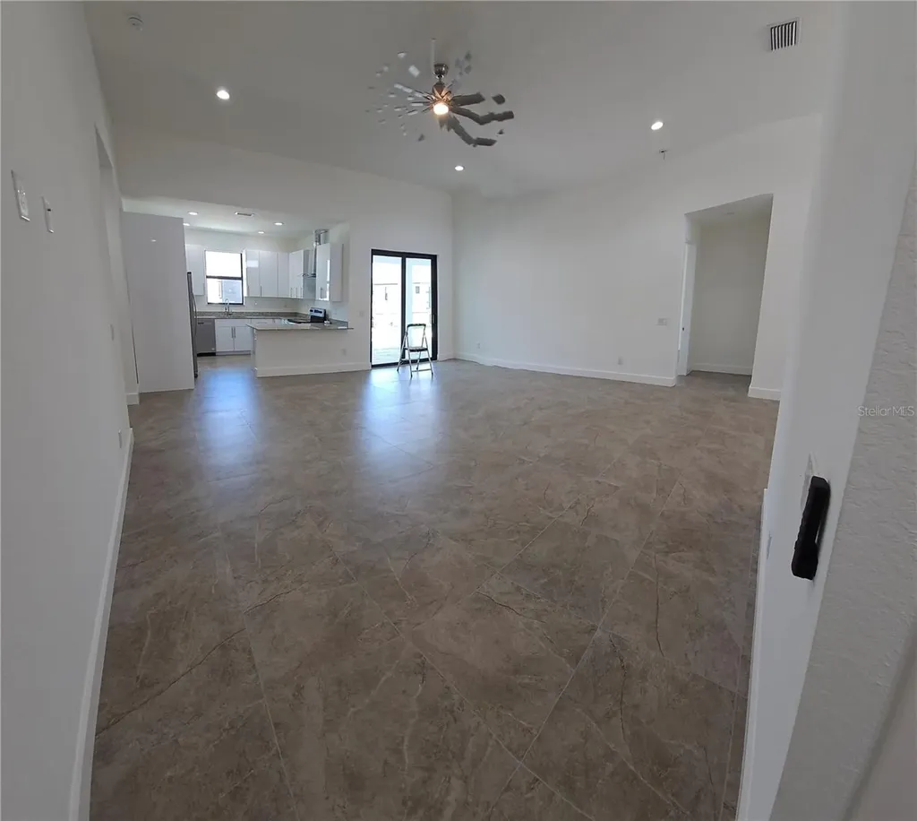 3413 NW 18th Street Cape Coral FL 33993