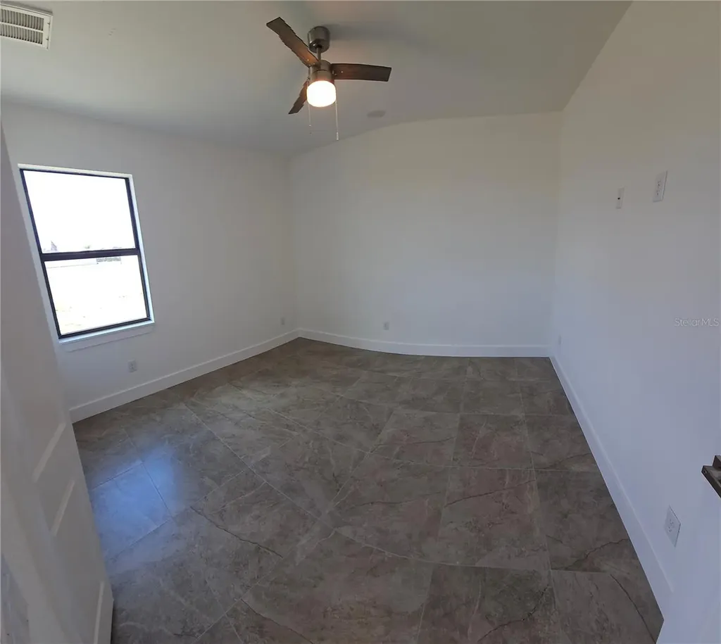 3413 NW 18th Street Cape Coral FL 33993