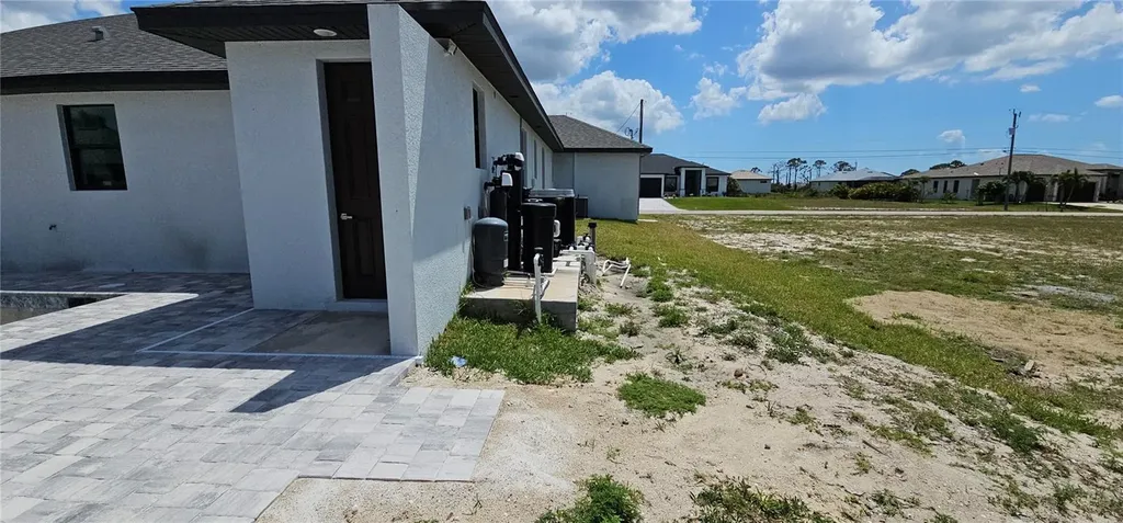 3413 NW 18th Street Cape Coral FL 33993