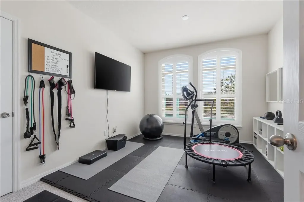 1962 Lake Ridge Boulevard Clearwater FL 33763