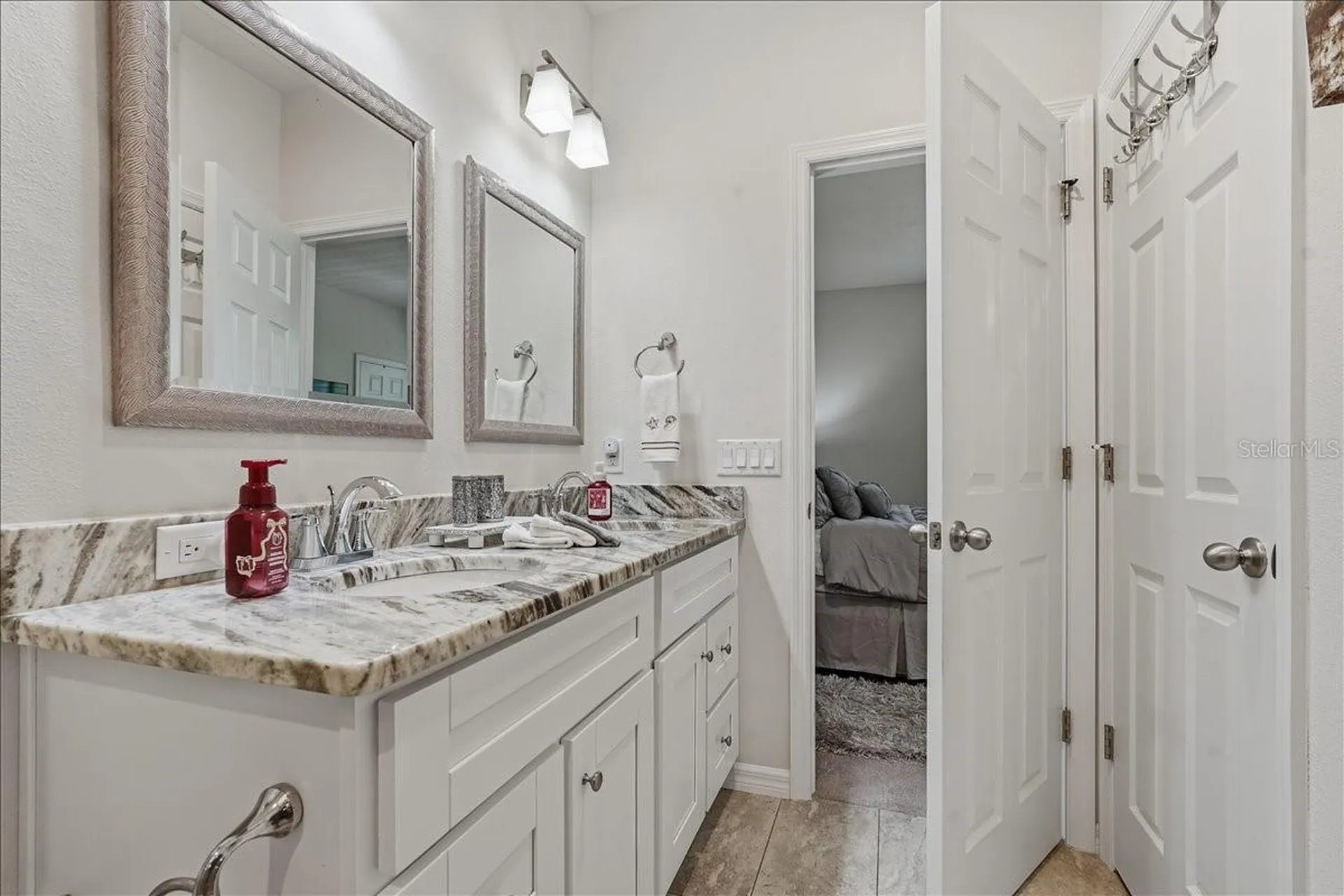 1962 Lake Ridge Boulevard Clearwater FL 33763