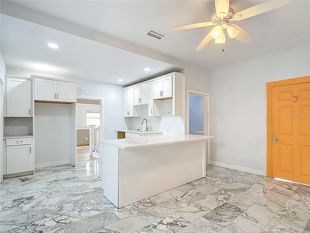 1004 E 22nd Avenue Tampa FL 33605