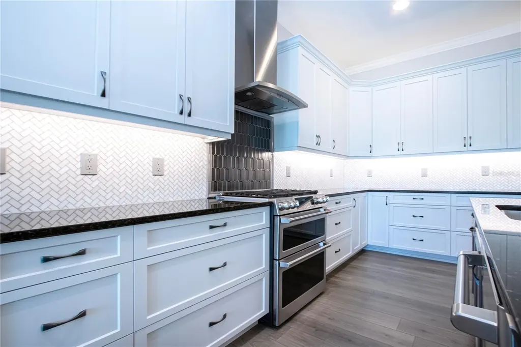 7732 Sandhill Lake Drive Sarasota FL 34241