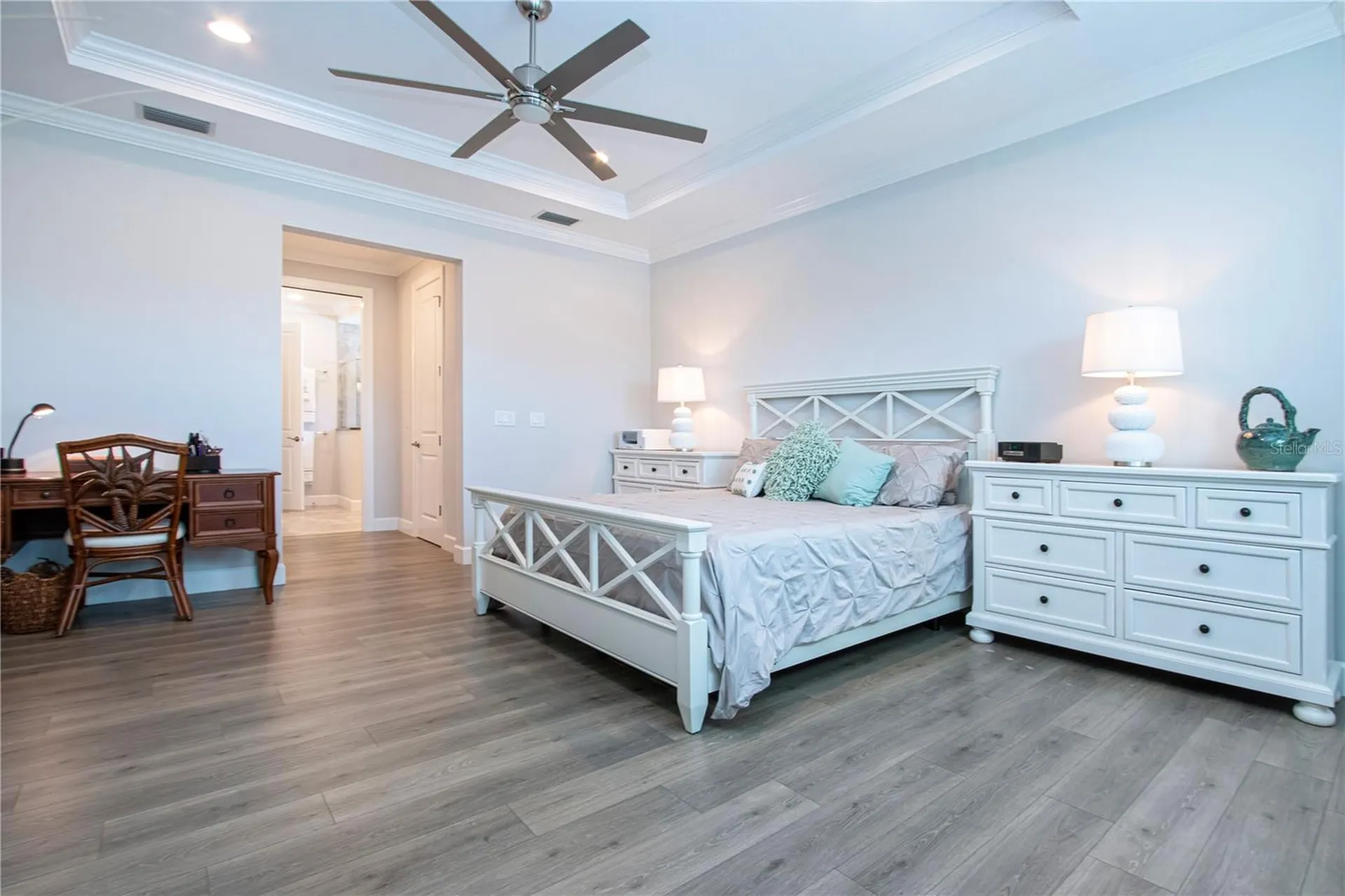 7732 Sandhill Lake Drive Sarasota FL 34241