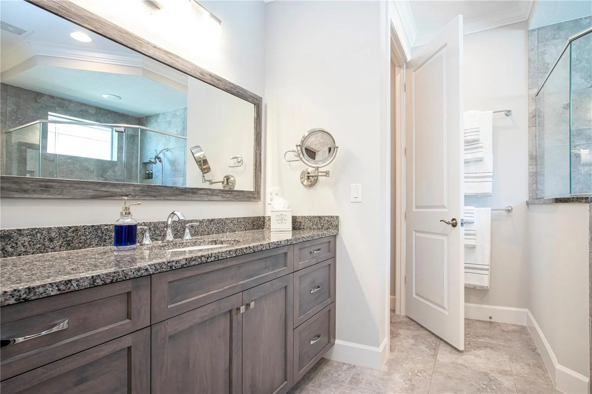 7732 Sandhill Lake Drive Sarasota FL 34241