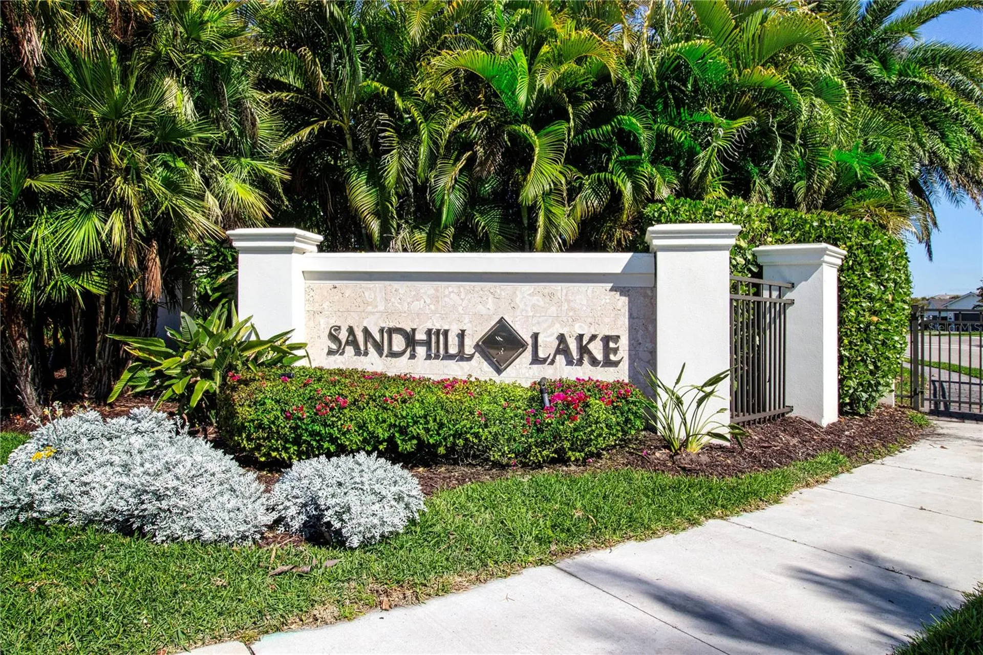 7732 Sandhill Lake Drive Sarasota FL 34241