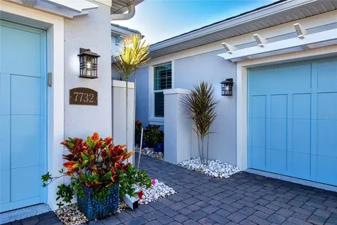 7732 Sandhill Lake Drive Sarasota FL 34241