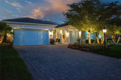 7732 Sandhill Lake Drive Sarasota FL 34241