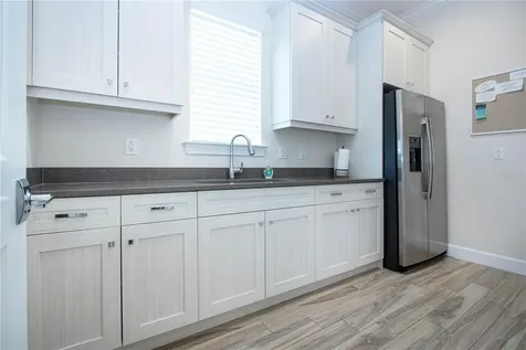 7732 Sandhill Lake Drive Sarasota FL 34241