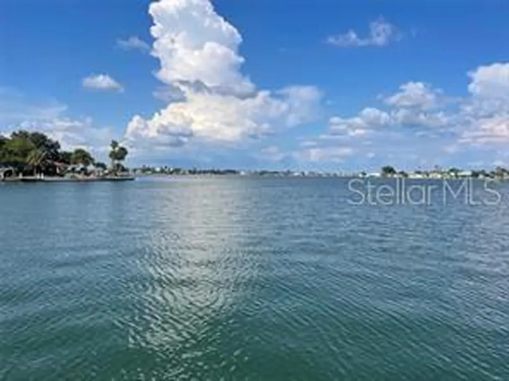 6901 Gulf Winds Drive St Pete Beach FL 33706