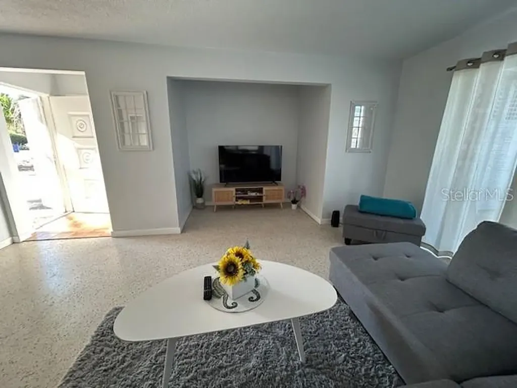6901 Gulf Winds Drive St Pete Beach FL 33706