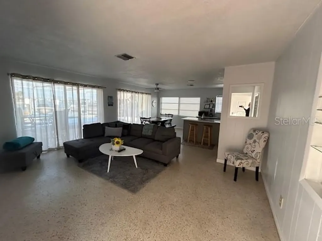 6901 Gulf Winds Drive St Pete Beach FL 33706