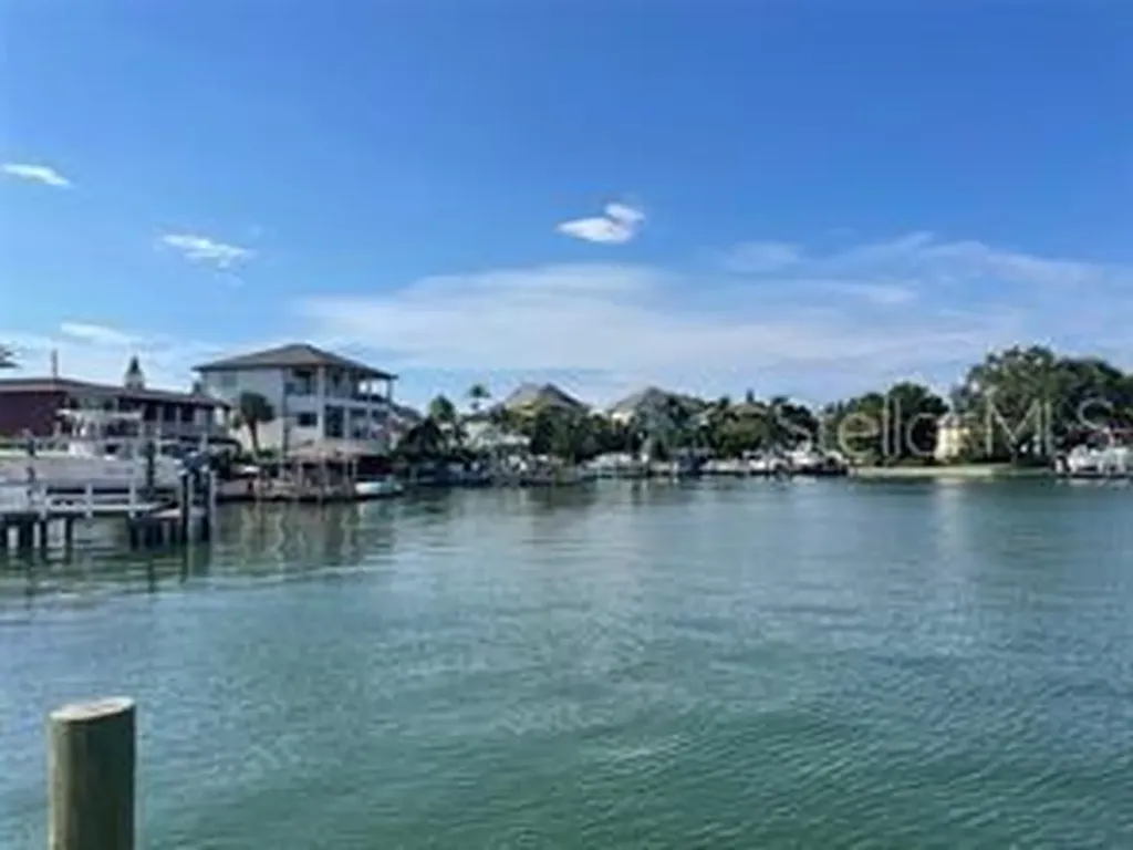 6901 Gulf Winds Drive St Pete Beach FL 33706