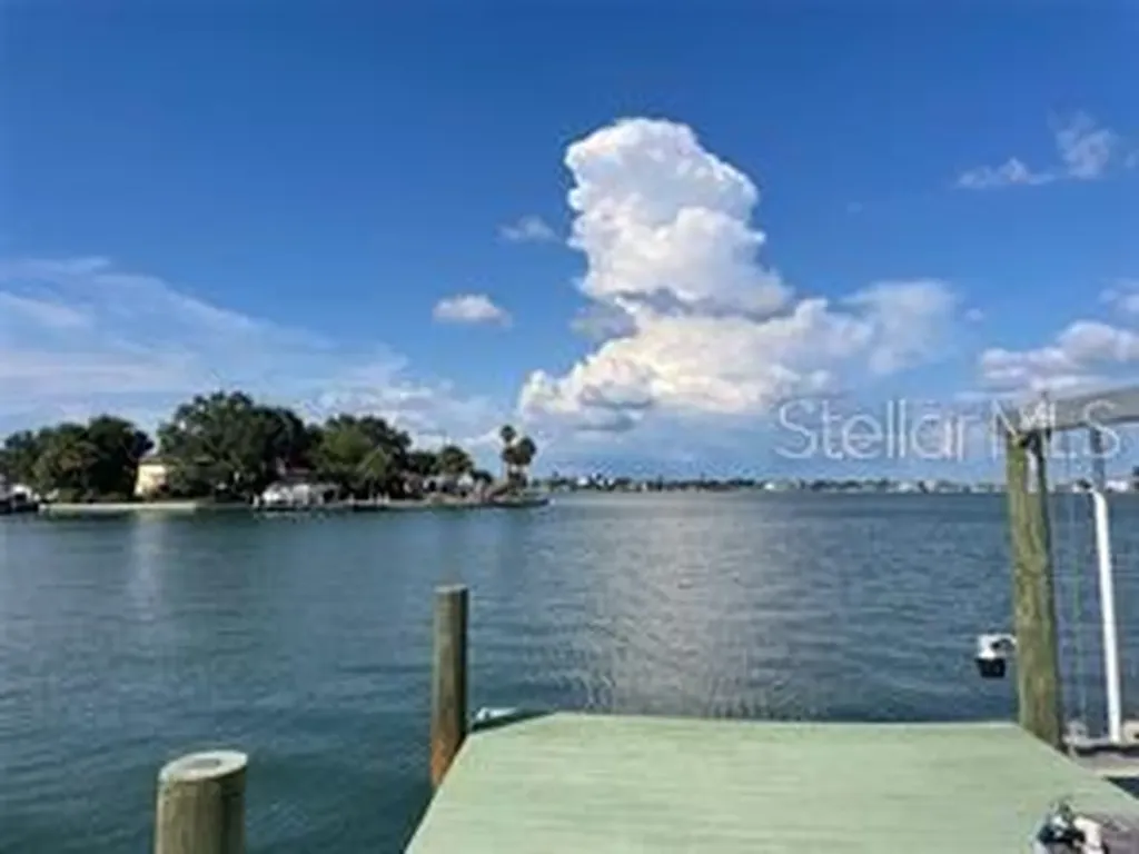 6901 Gulf Winds Drive St Pete Beach FL 33706