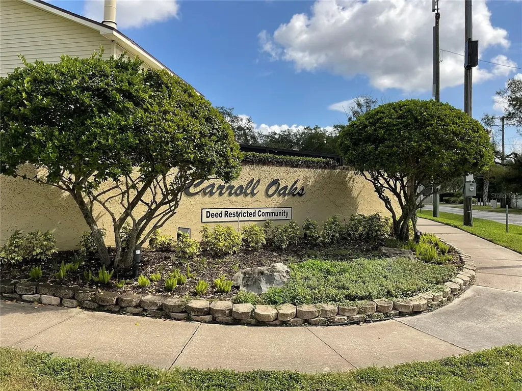8701 Carroll Palm Place Tampa FL 33614