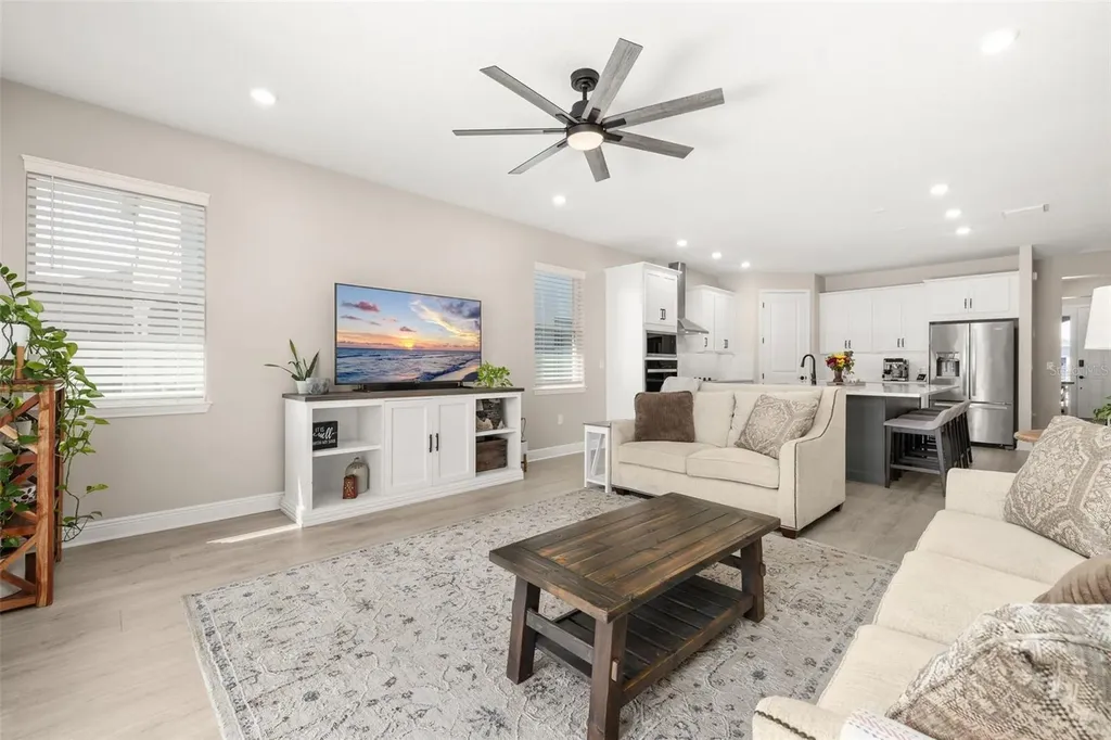 4542 Lions Gate Avenue Clermont FL 34711