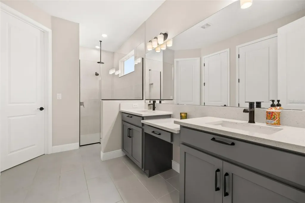 4542 Lions Gate Avenue Clermont FL 34711