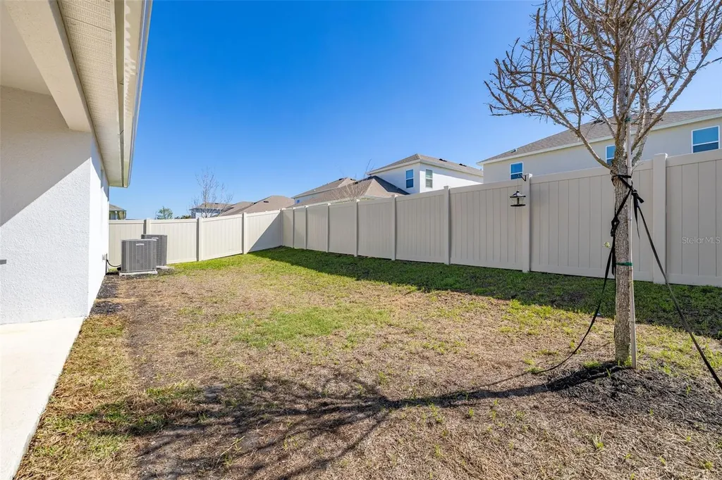 4542 Lions Gate Avenue Clermont FL 34711