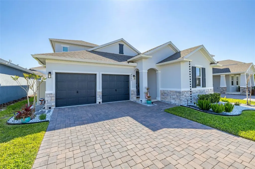 4542 Lions Gate Avenue Clermont FL 34711