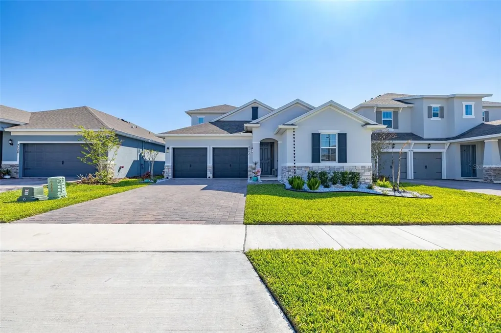 4542 Lions Gate Avenue Clermont FL 34711