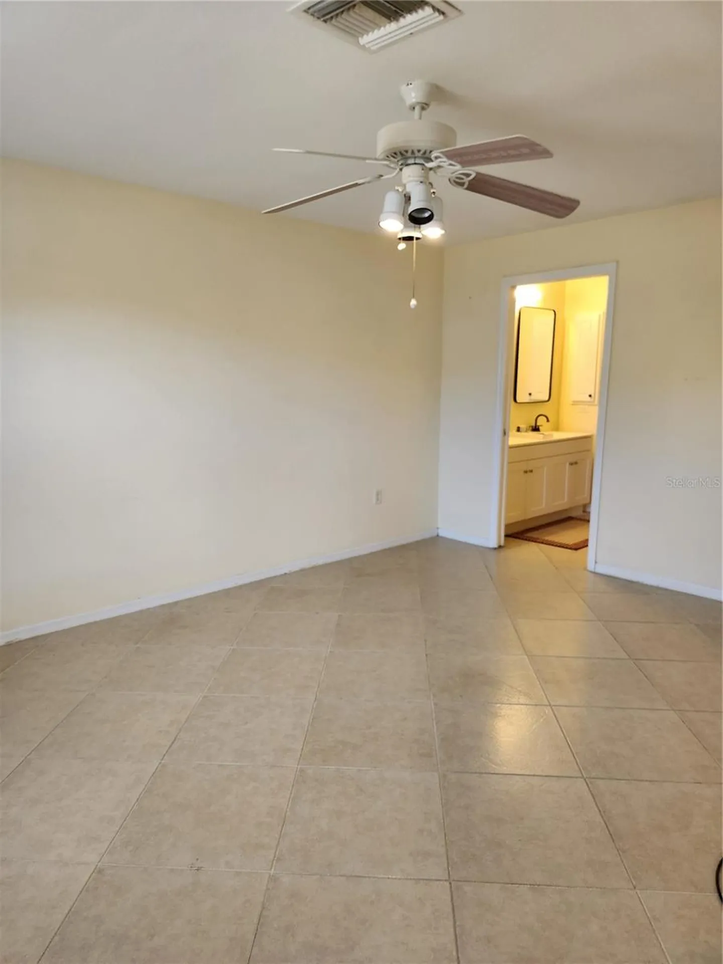 2653 NW 9th Street Cape Coral FL 33993