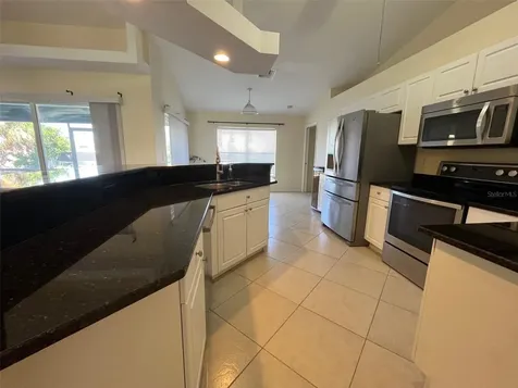 2653 NW 9th Street Cape Coral FL 33993