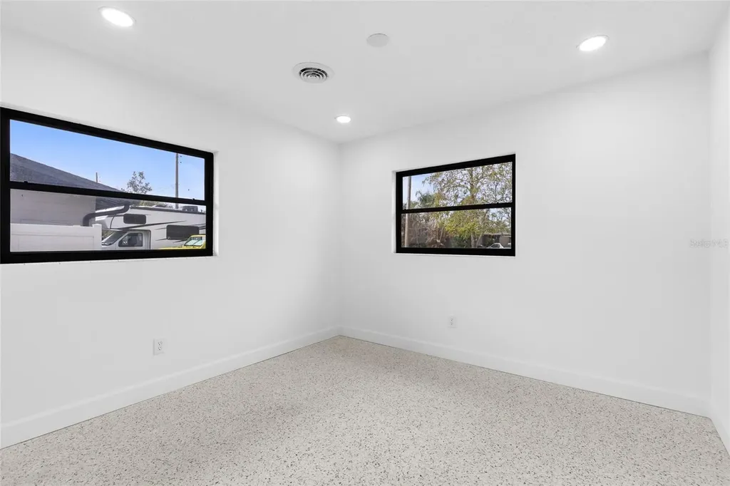 909 Marabon Avenue Orlando FL 32806